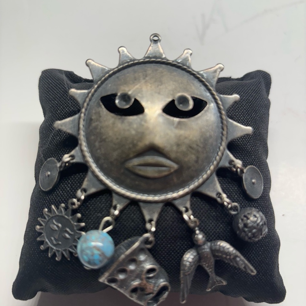 Silver Sun Face Brooch  Pin  Pendant with Charms - Picture 7 of 11